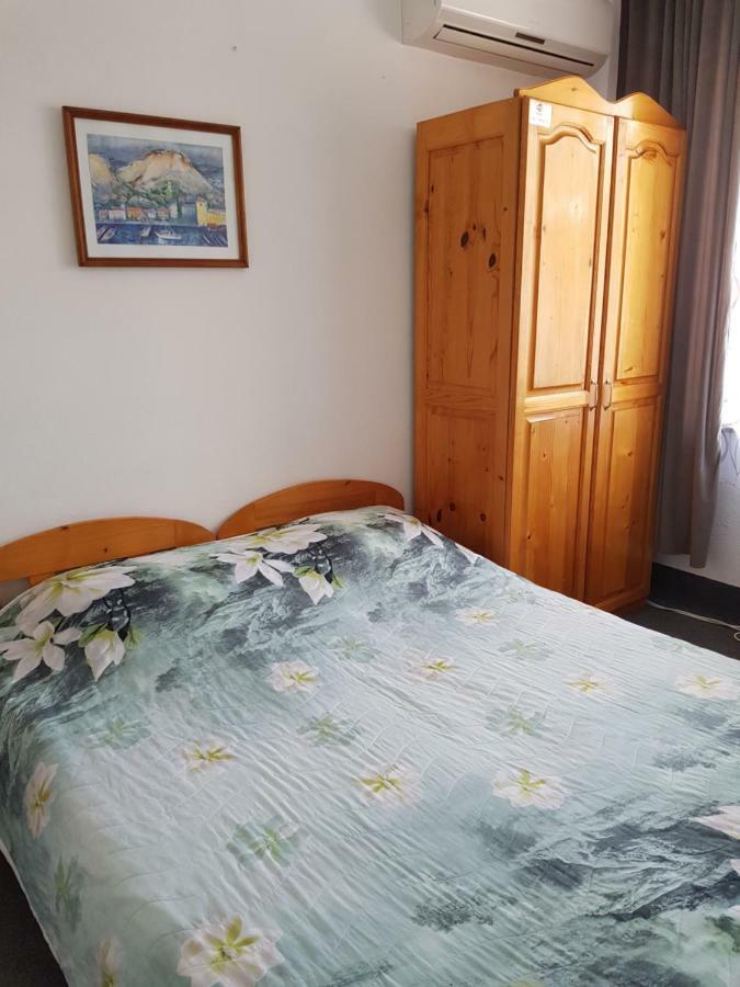 Guest Rooms Radost Balchik Exterior foto